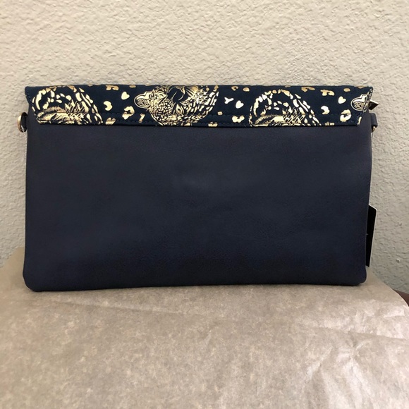 Purse - Picture 2 of 5